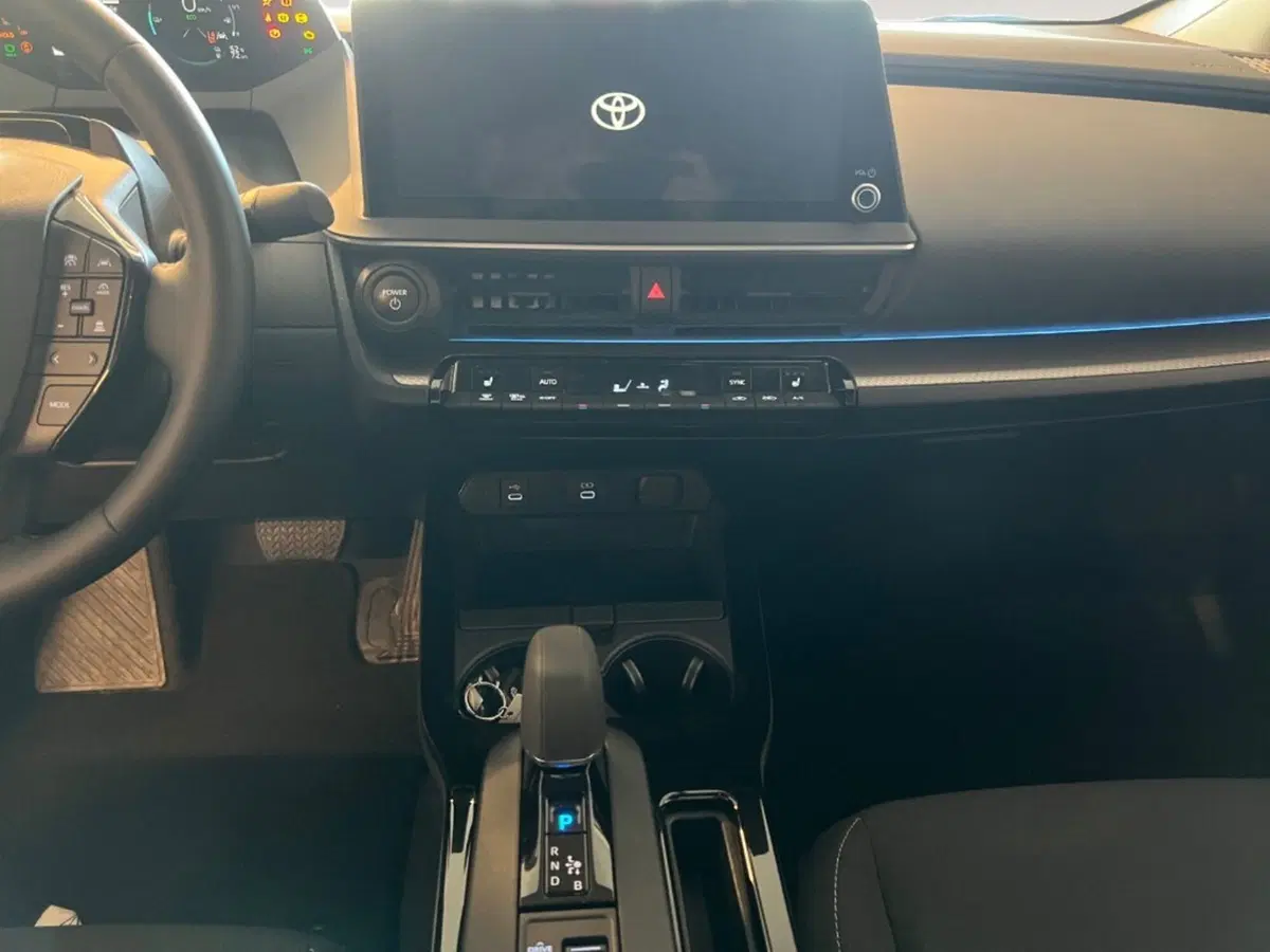 Toyota Prius usata a Verona (9)