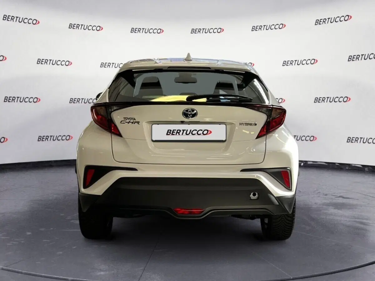 Toyota Toyota C-HR usata a Verona (5)