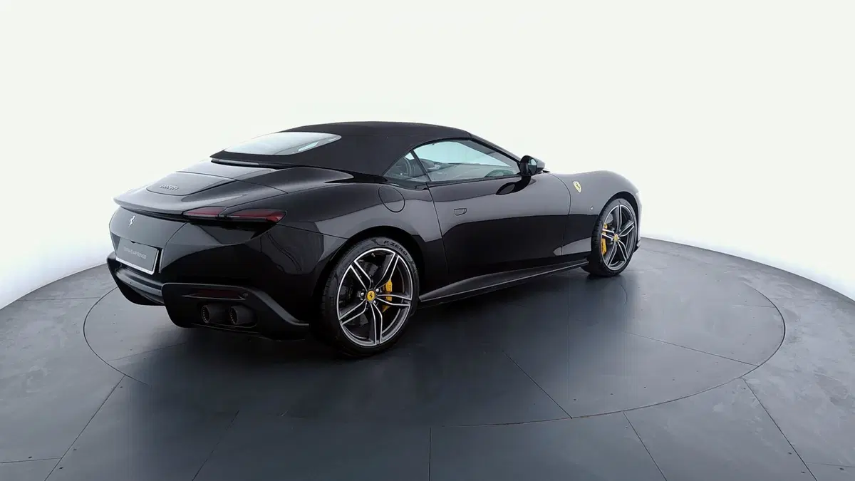 Ferrari Roma Spider usata a Perugia (5)