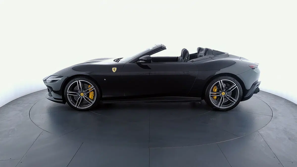Ferrari Roma Spider usata a Perugia (8)