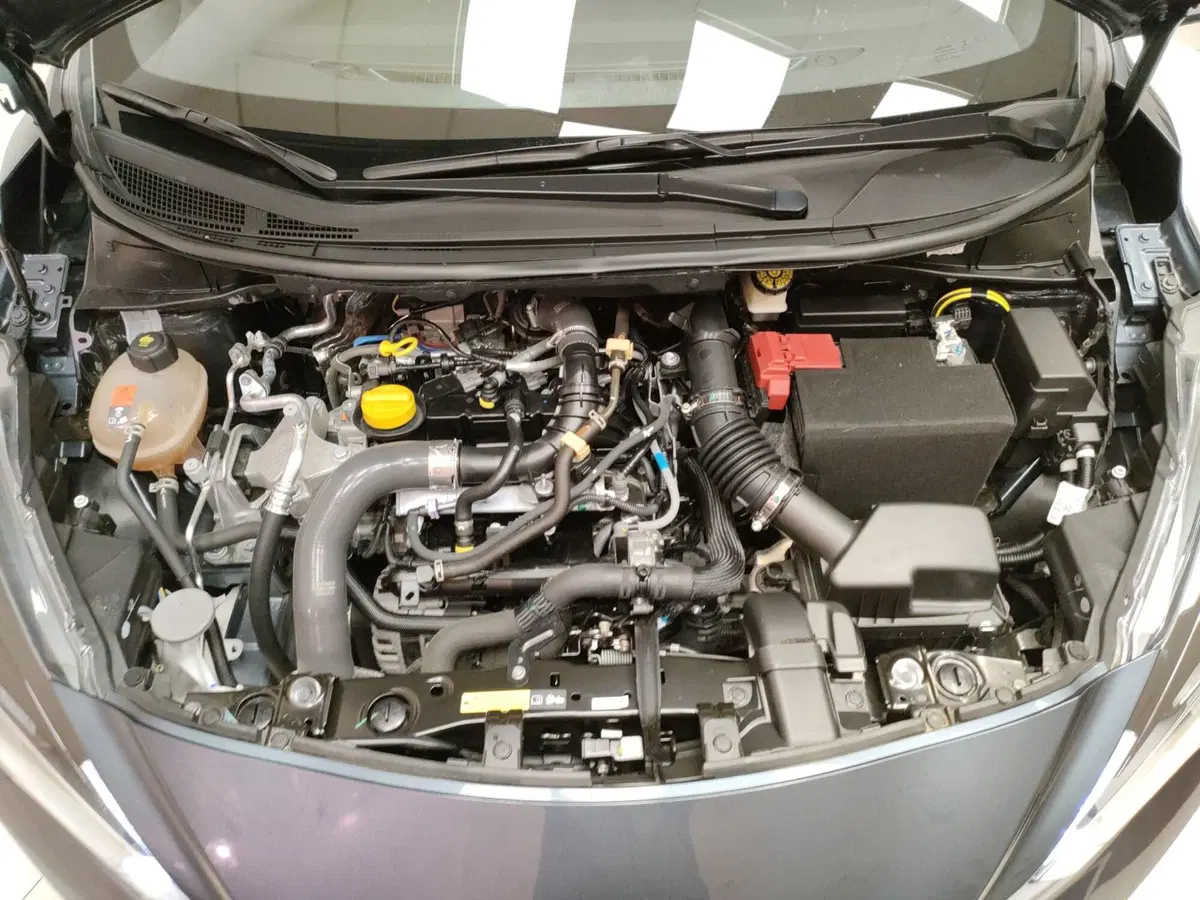 Nissan Micra usata a Macerata (10)