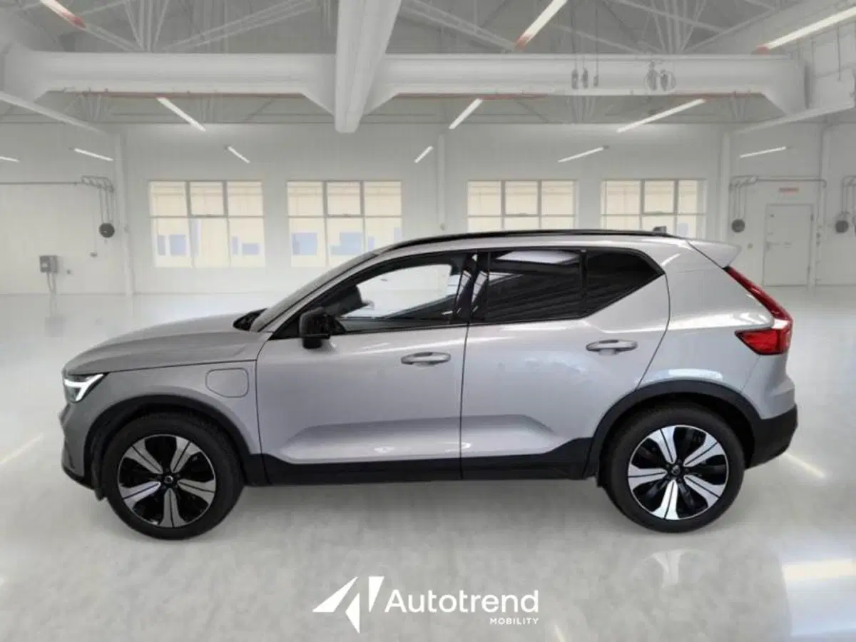 Volvo XC40 usata a Bari (14)