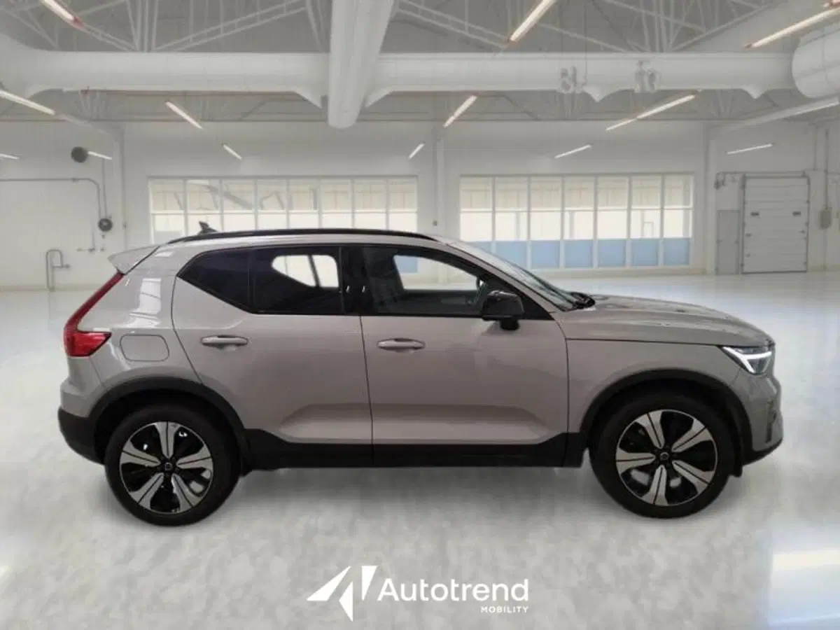 Volvo XC40 usata a Bari (15)
