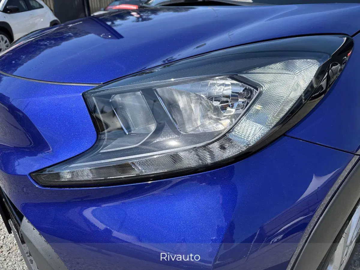 Toyota Aygo X usata a Como (14)