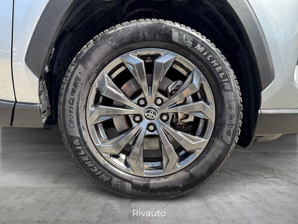 Toyota Rav4 usata a Como (14)