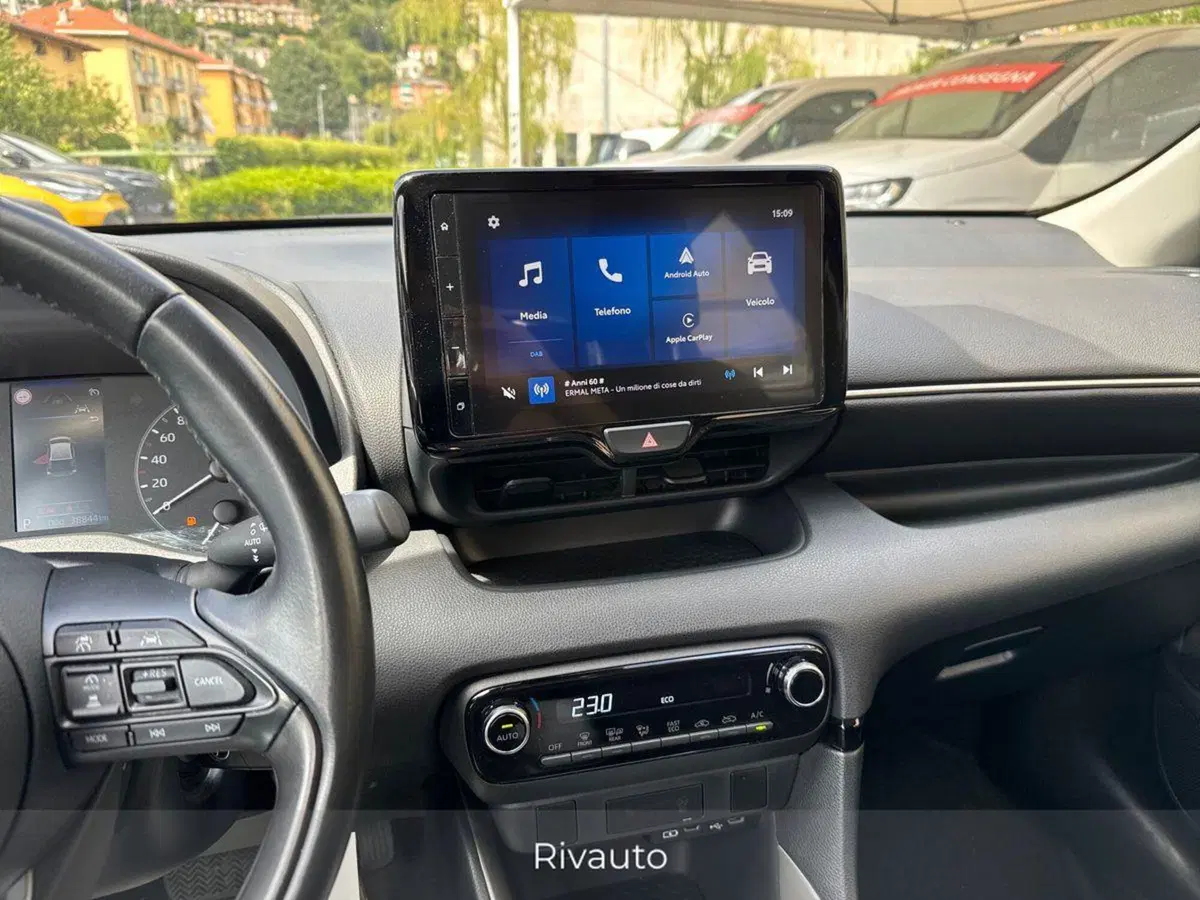Toyota Yaris usata a Como (10)