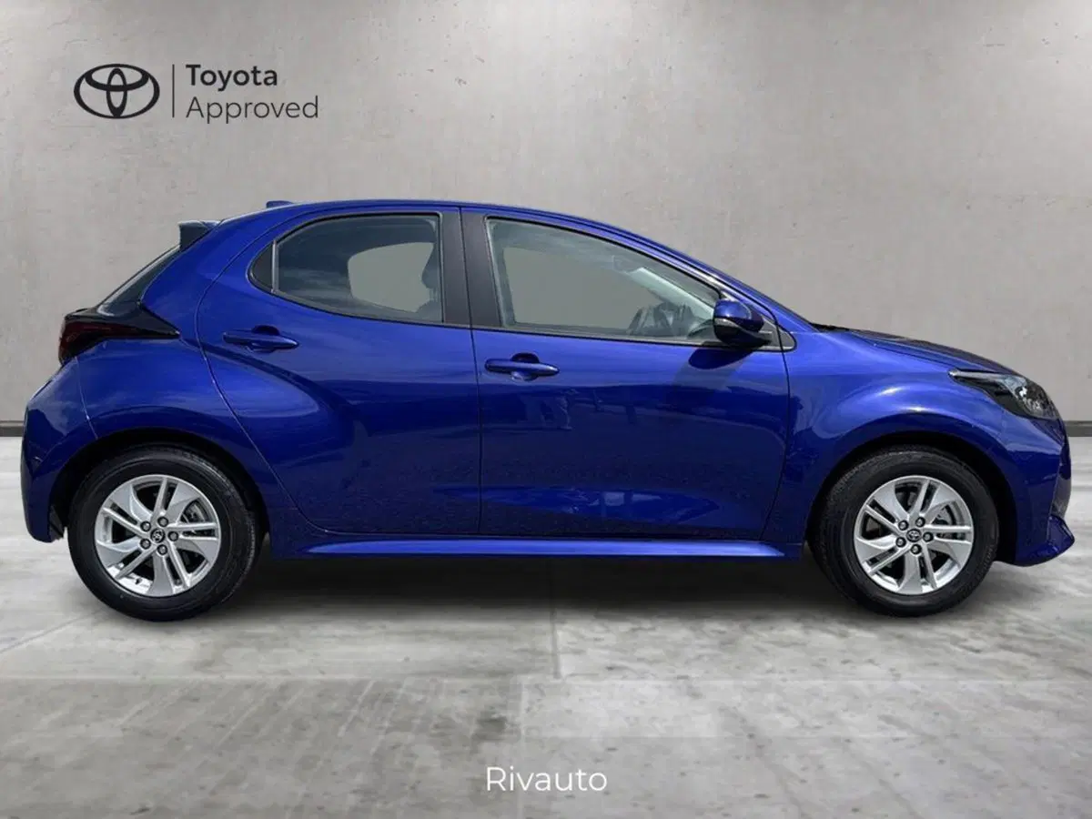 Toyota Yaris usata a Como (4)
