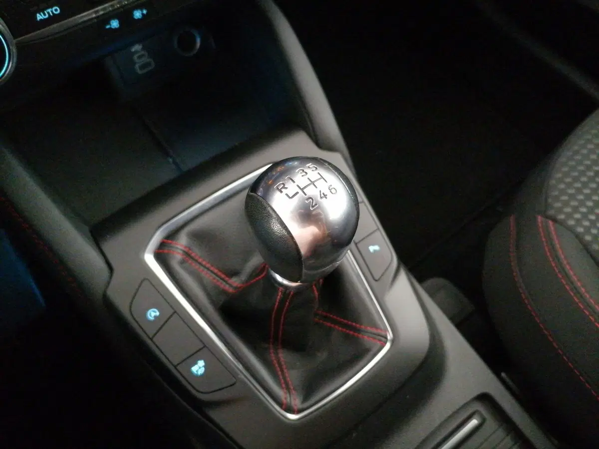 Ford Kuga usata a Roma (14)