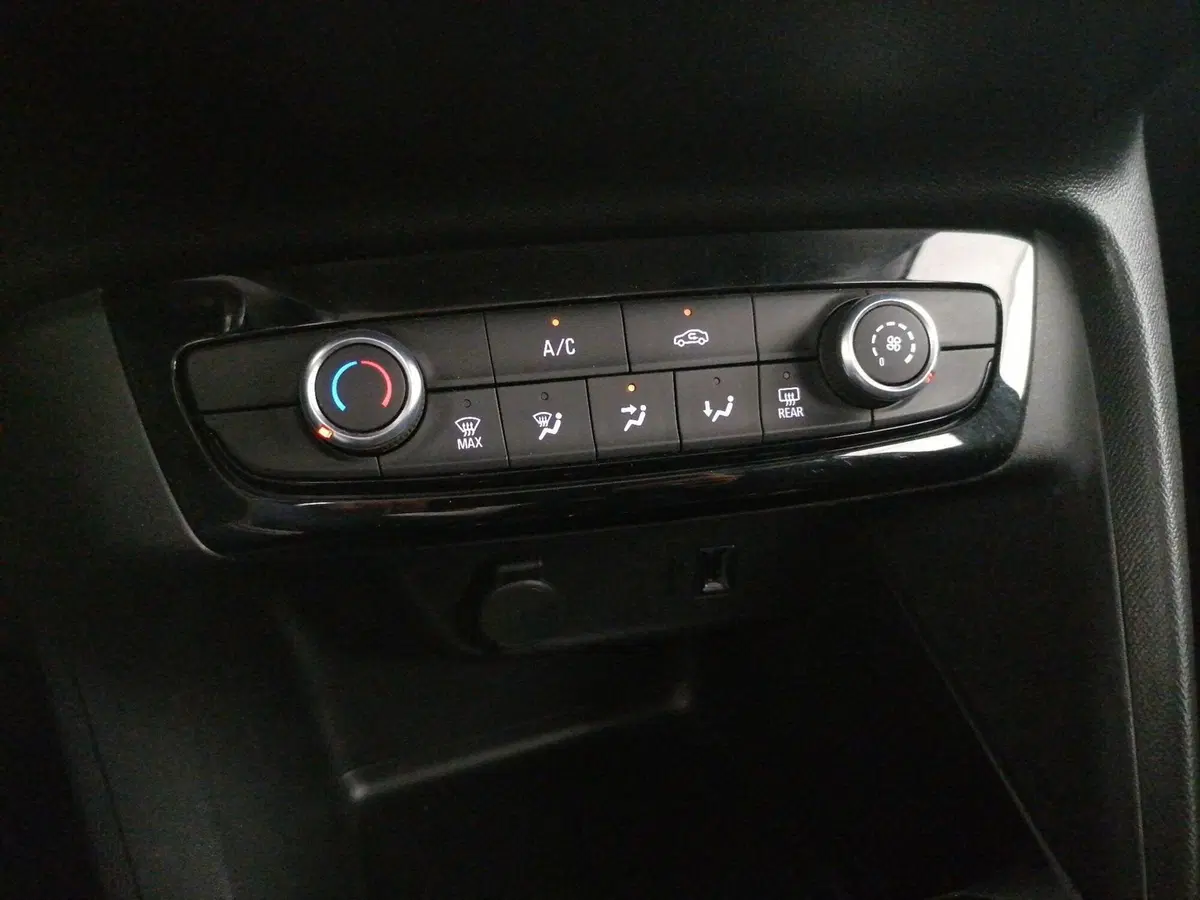 Opel Corsa usata a Roma (14)