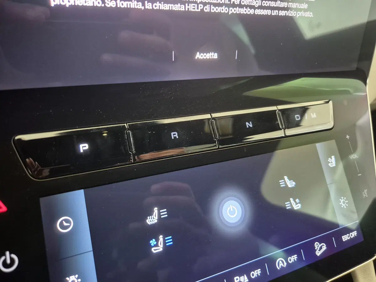 Maserati Grecale usata a Torino (11)