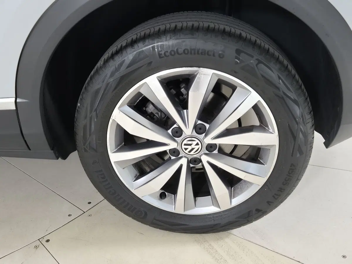 Volkswagen T-Roc usata a Torino (14)