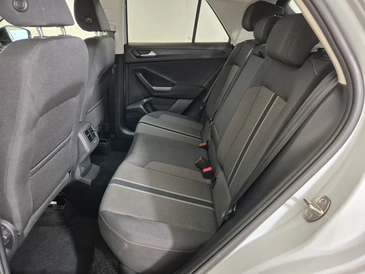 Volkswagen T-Roc usata a Torino (7)