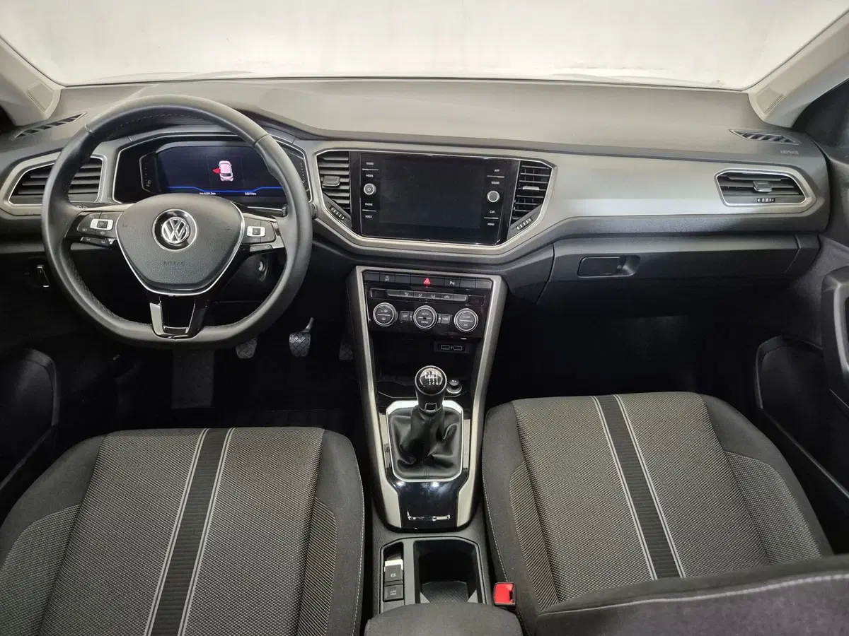 Volkswagen T-Roc usata a Torino (8)