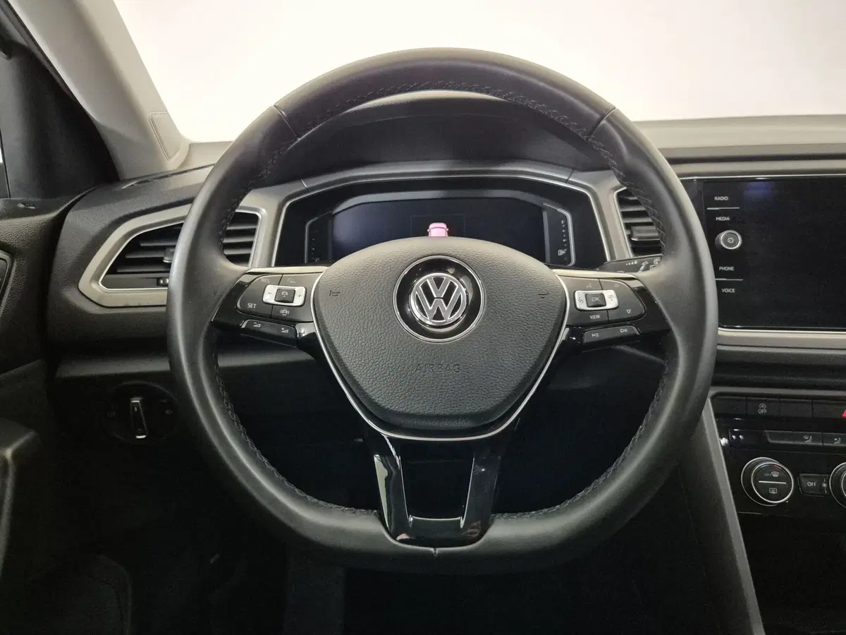 Volkswagen T-Roc usata a Torino (9)