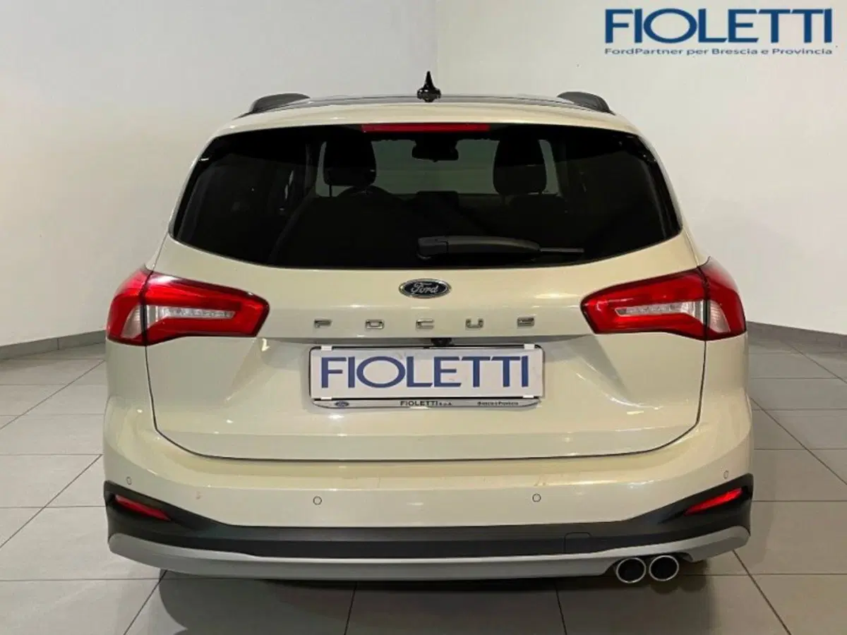 Ford Focus Station Wagon usata a Brescia (10)
