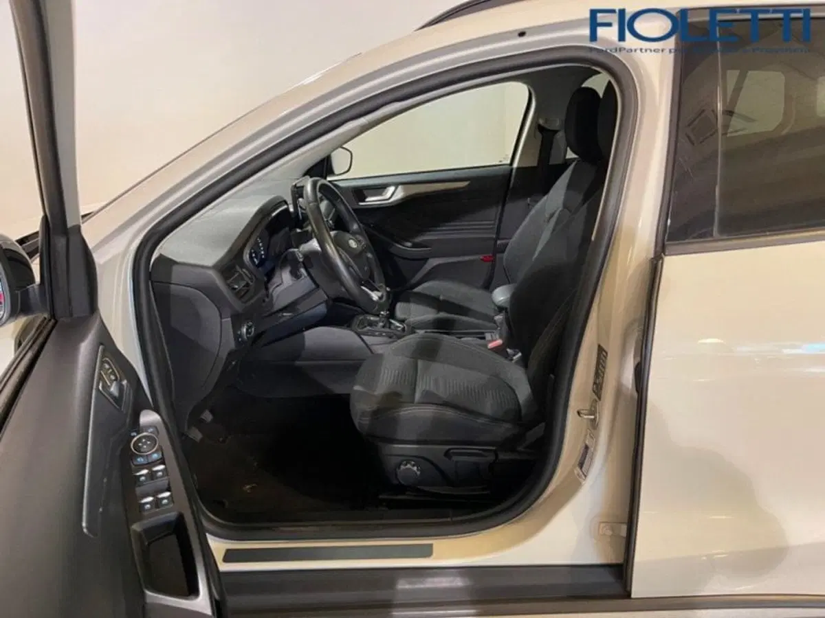 Ford Focus Station Wagon usata a Brescia (2)