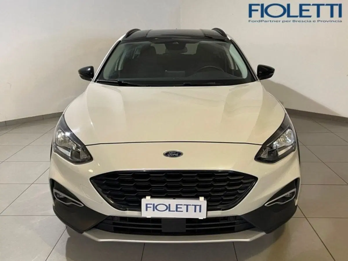 Ford Focus Station Wagon usata a Brescia (5)