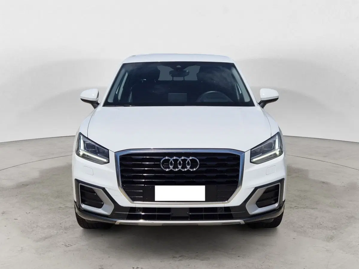 Audi Q2 usata  (2)