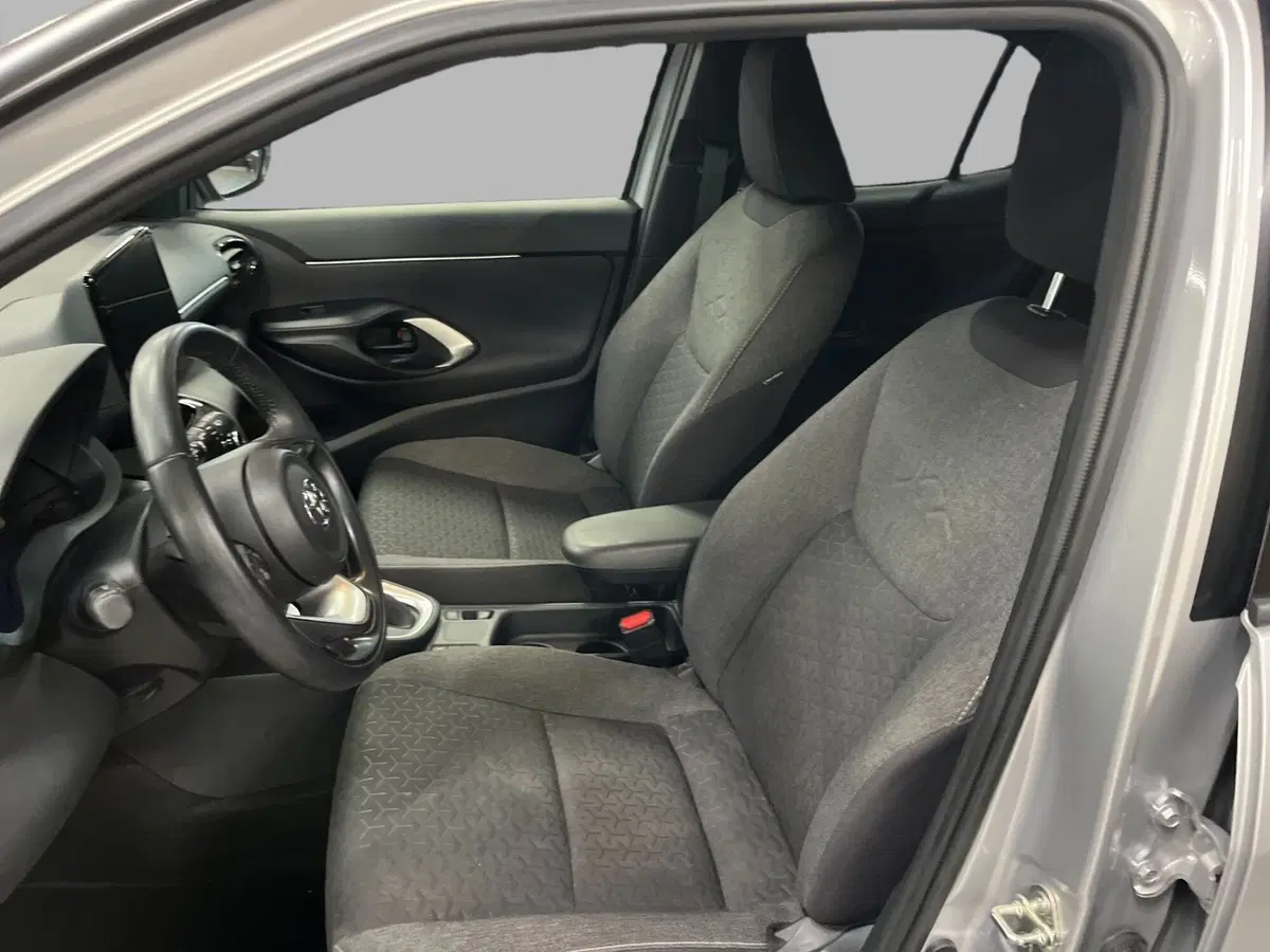 Toyota Yaris Cross usata a Bergamo (6)