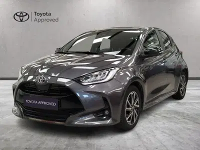 Toyota Yaris 1.5 Hybrid 5 porte Lounge del 2022 usata a Genzano di Roma
