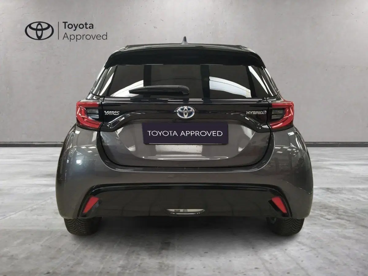 Toyota Yaris usata a Roma (12)