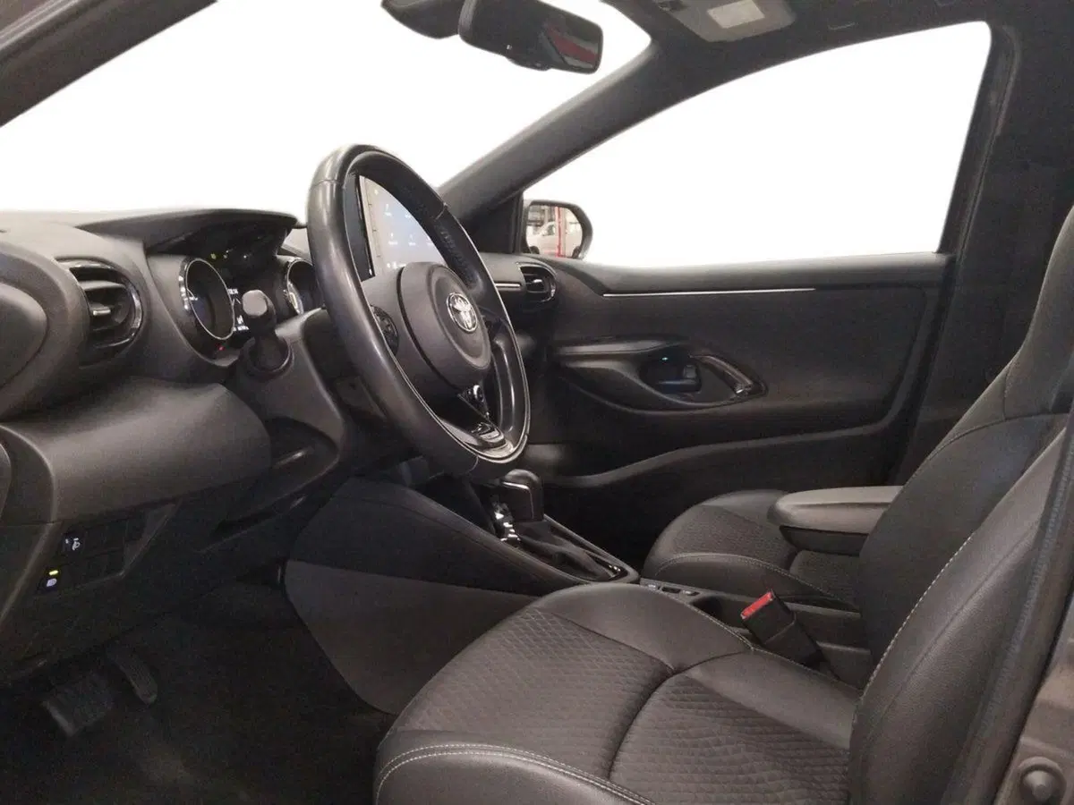 Toyota Yaris usata a Roma (7)