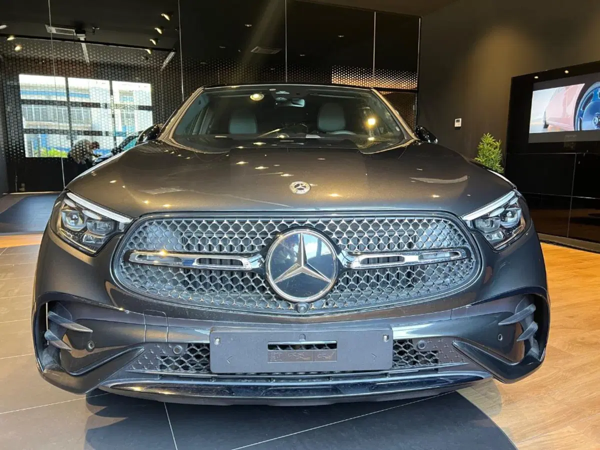 Mercedes-Benz GLC Coupé nuova a Pisa