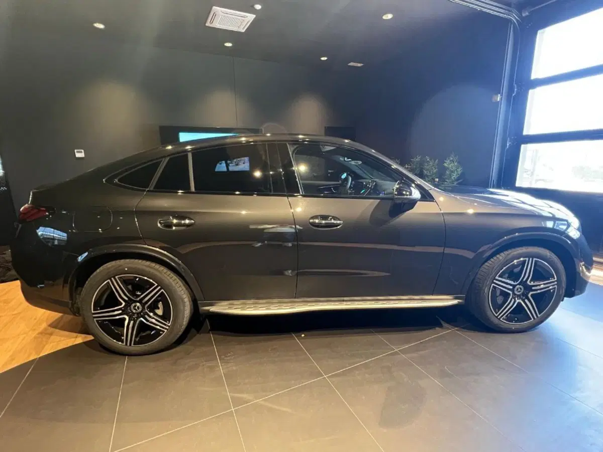 Mercedes-Benz GLC Coupé nuova a Pisa (3)