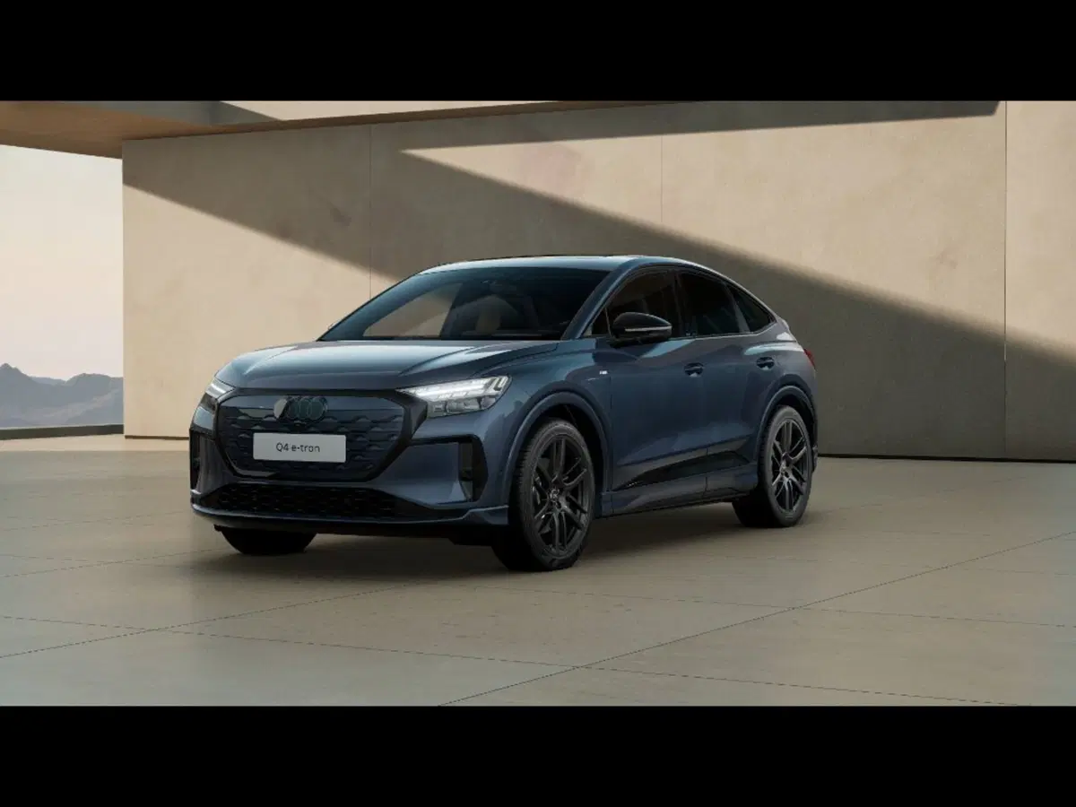 Audi Q4 Sportback nuova a Firenze