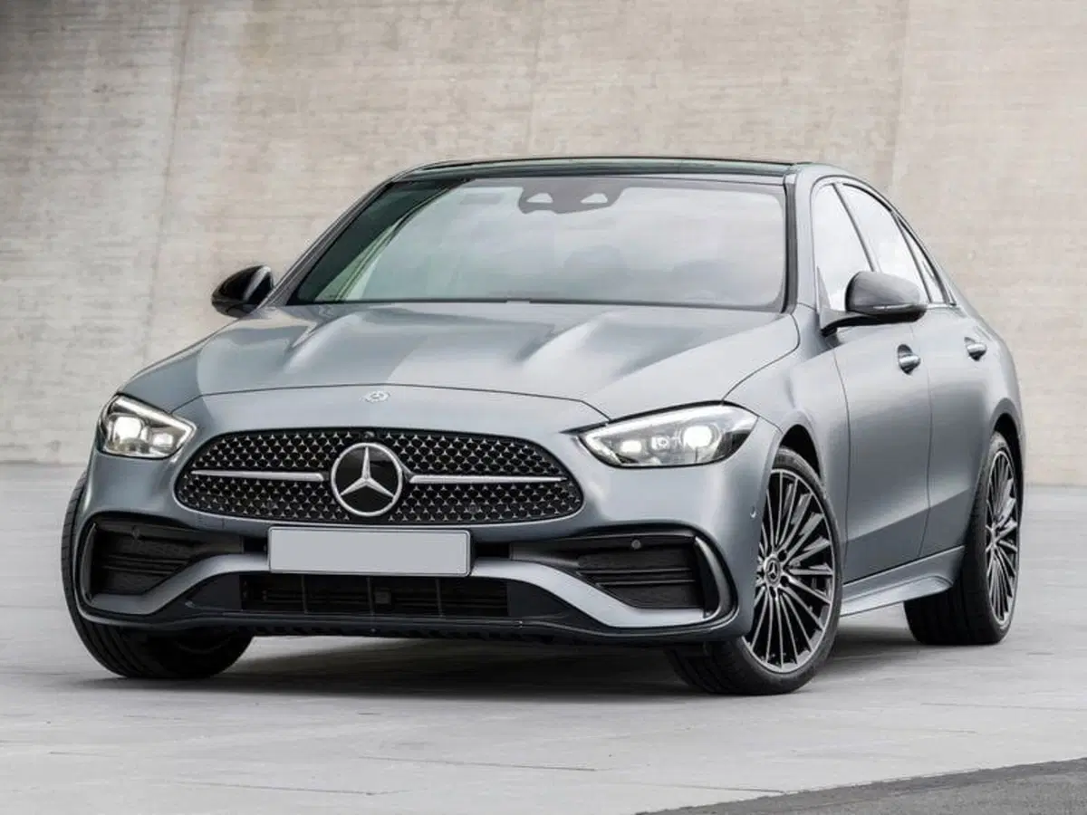 Mercedes-Benz Classe C nuova a Siena (9)