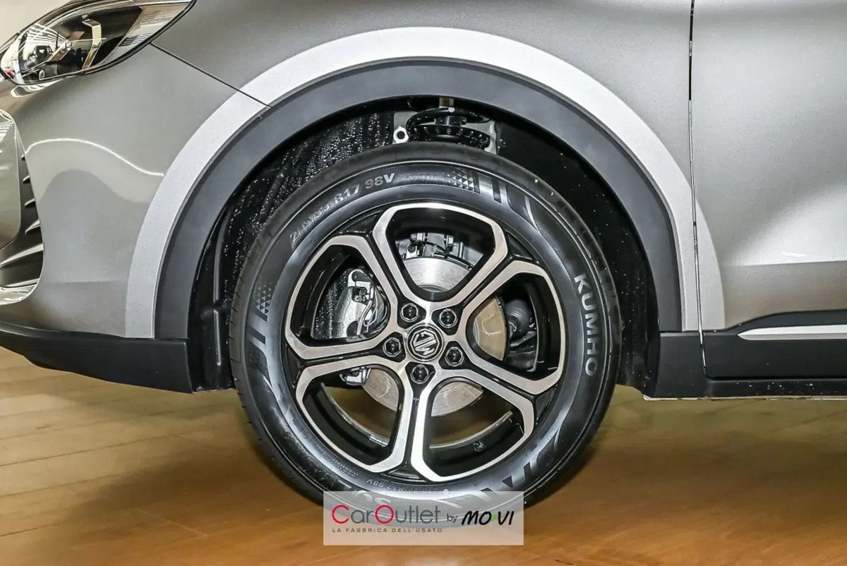 Mg ZS nuova a Torino (20)