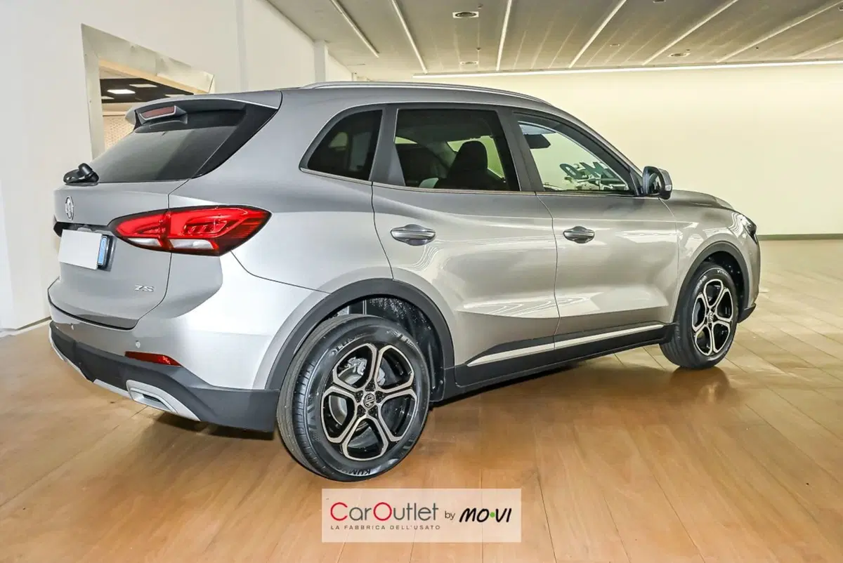 Mg ZS nuova a Torino (4)