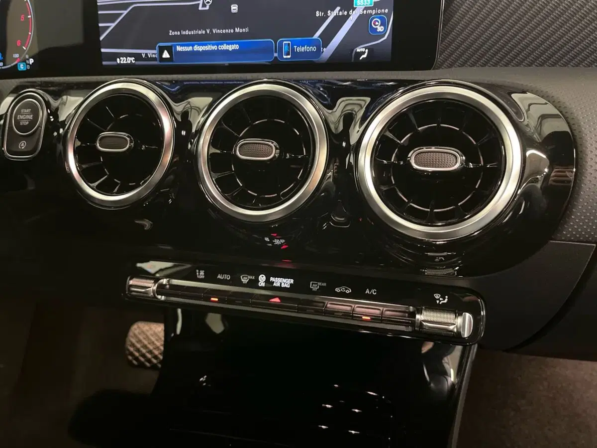 Mercedes-Benz Classe A usata a Milano (14)