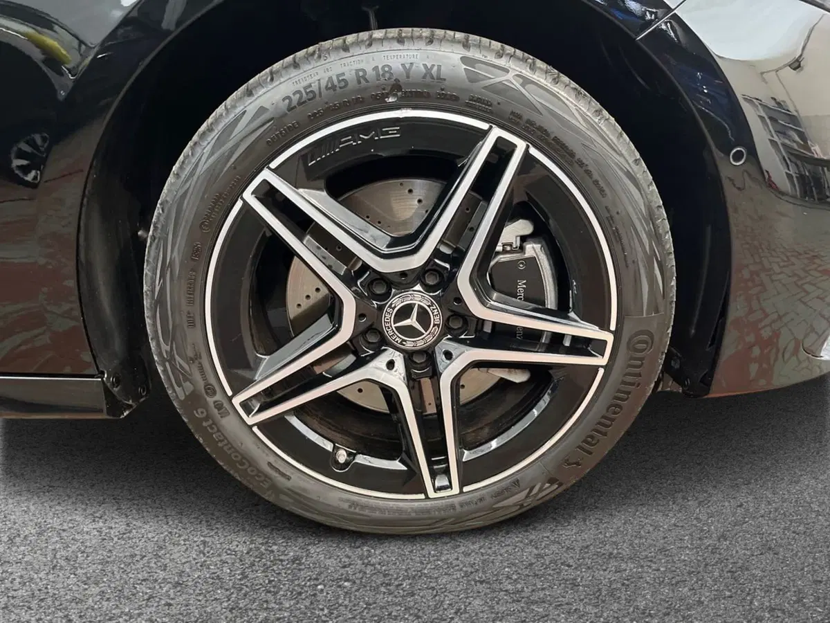 Mercedes-Benz Classe A usata a Bari (6)