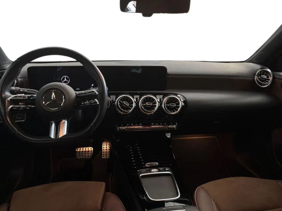 Mercedes-Benz Classe A usata a Bari (8)