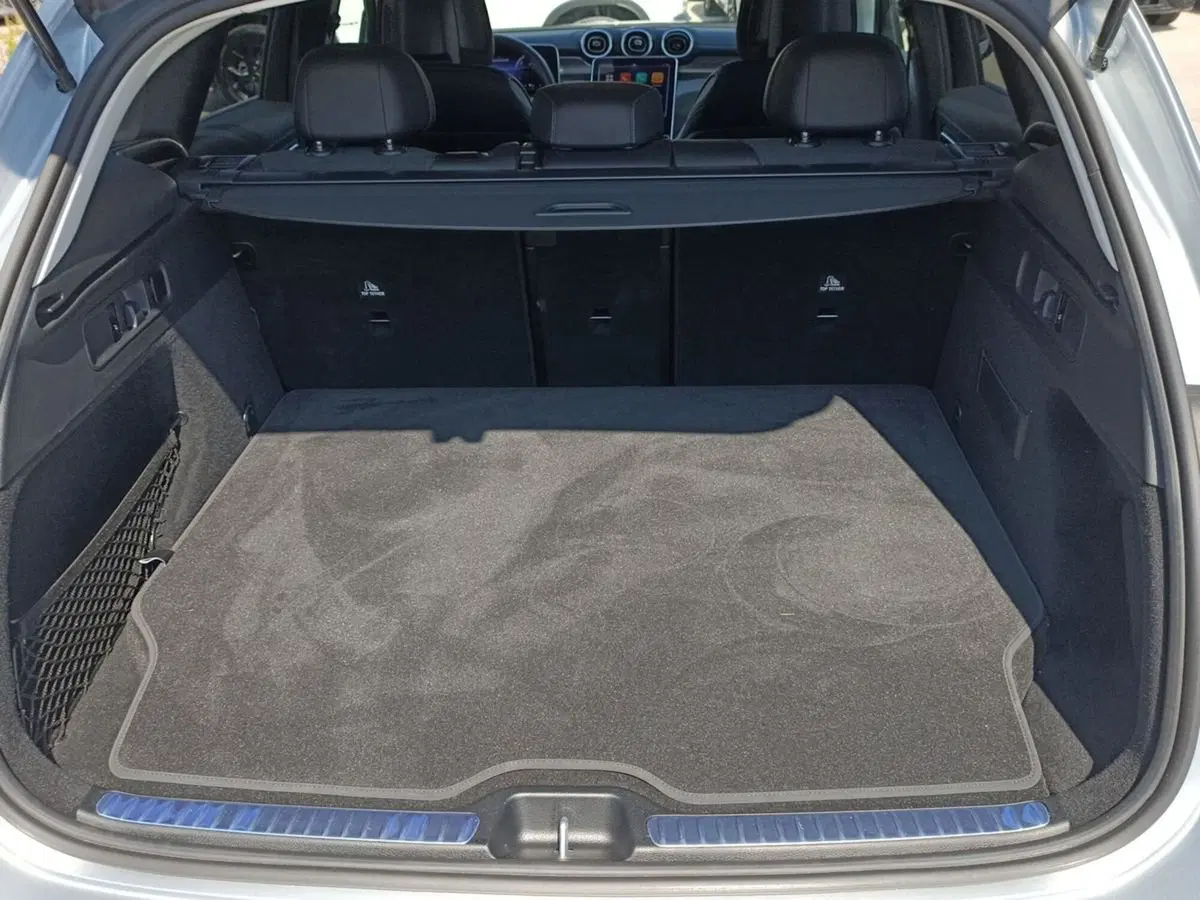 Mercedes-Benz GLC SUV usata a Bari (8)