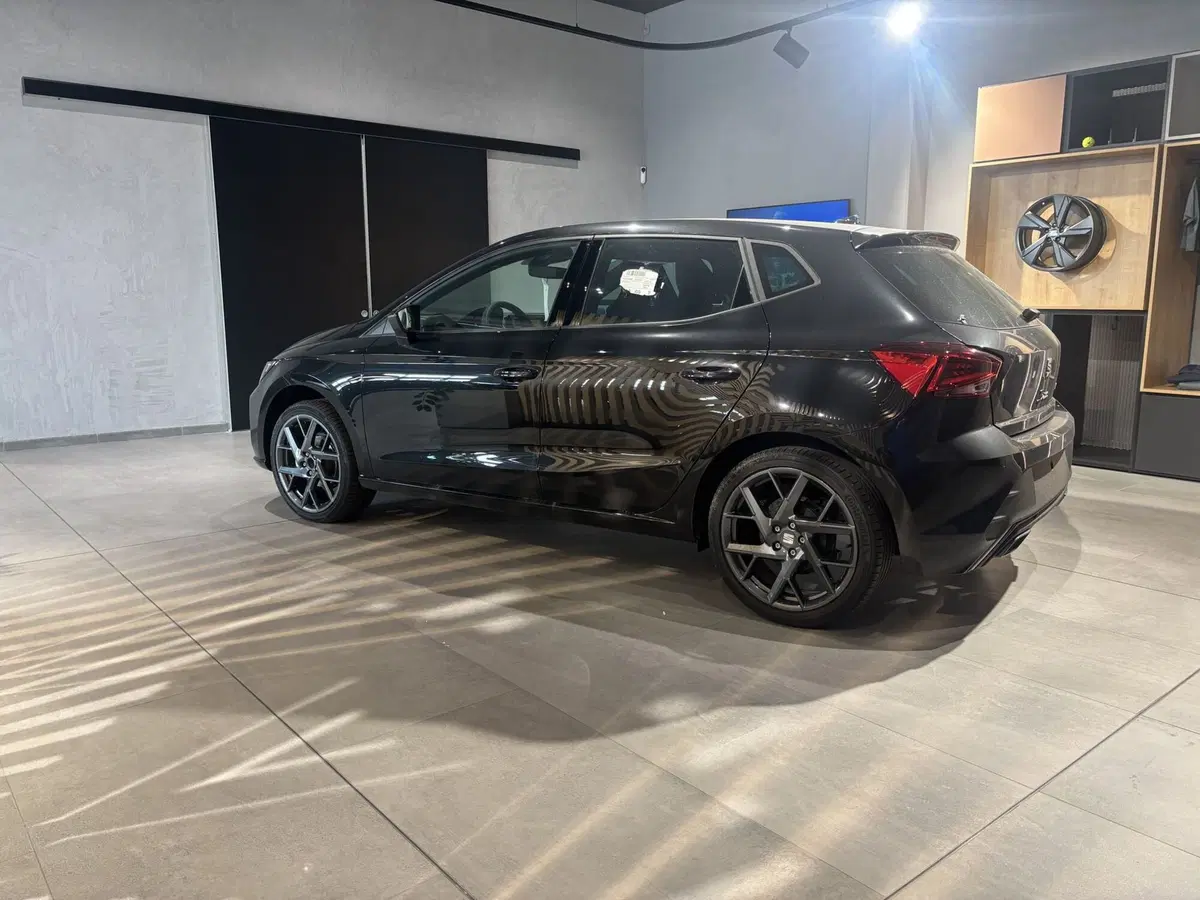 SEAT Ibiza nuova a Ferrara (7)