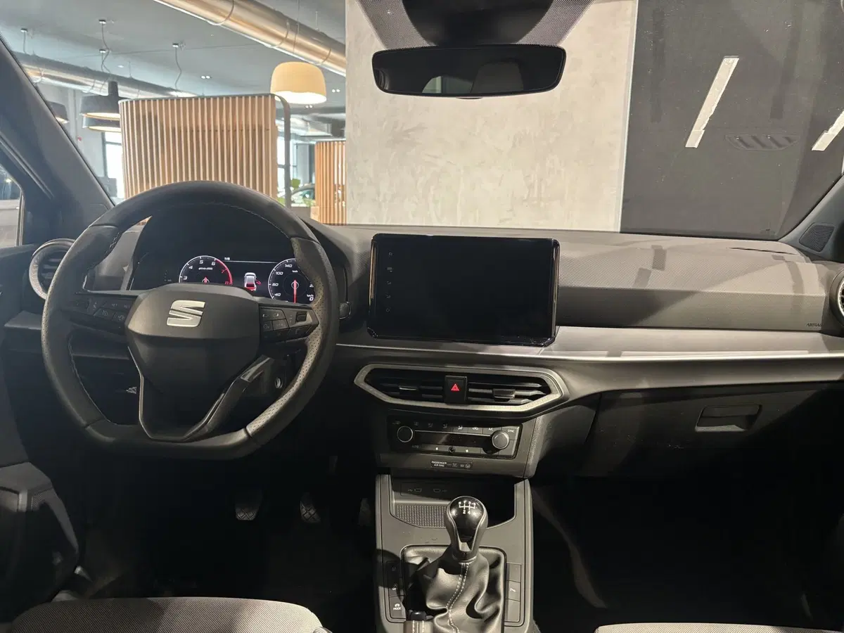 SEAT Ibiza nuova a Ferrara (11)
