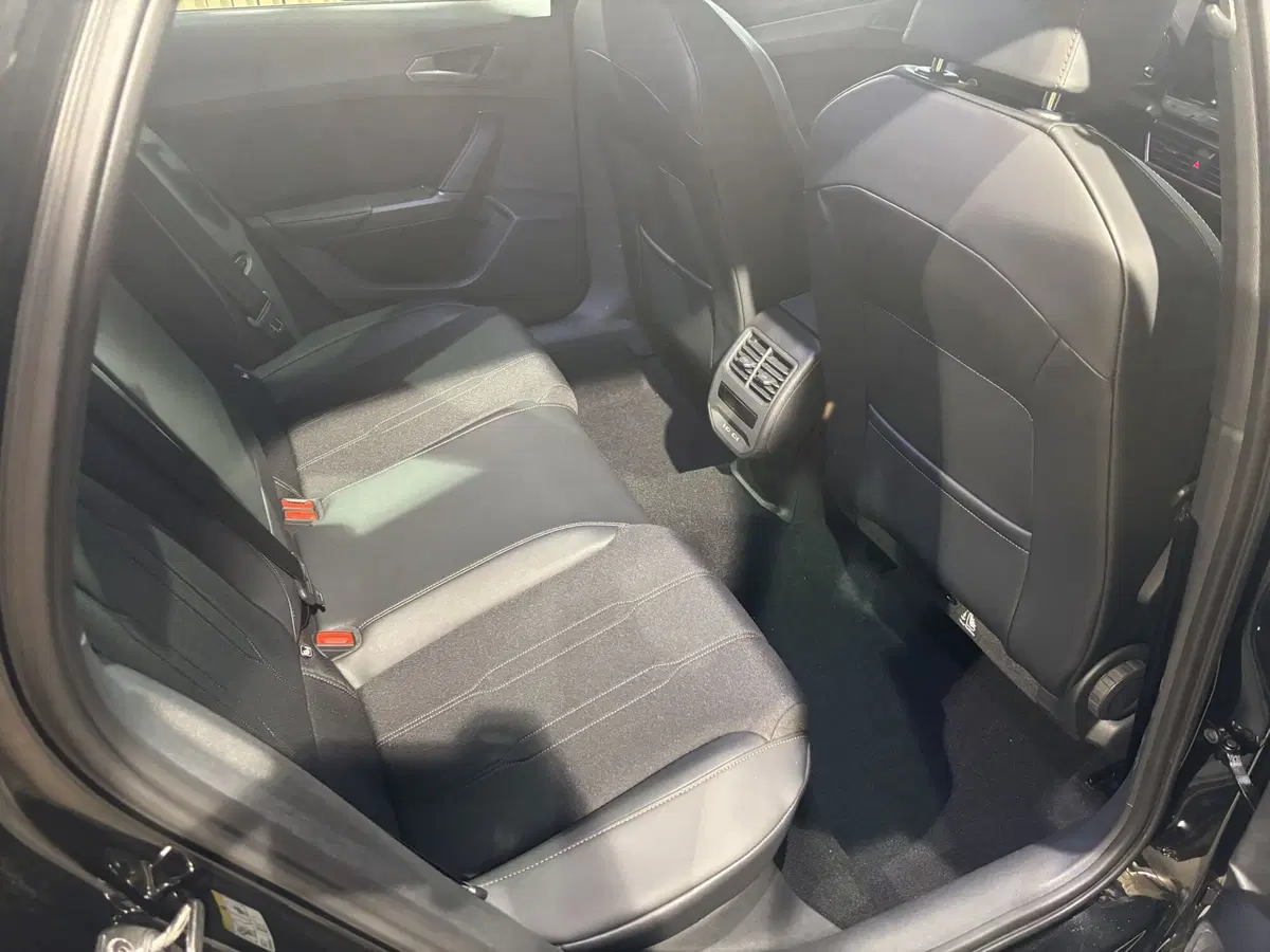 Cupra Leon Station Wagon nuova a Ferrara (13)