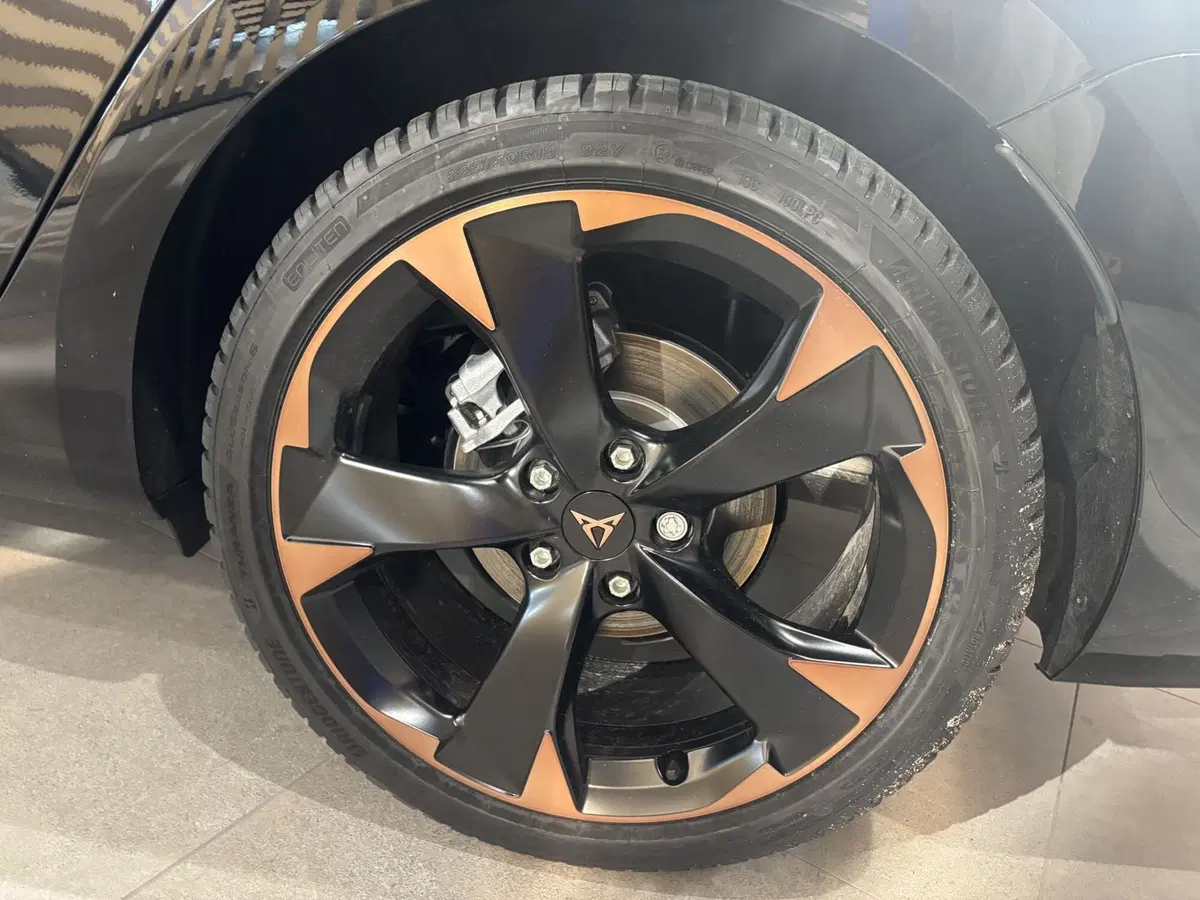 Cupra Leon Station Wagon nuova a Ferrara (8)