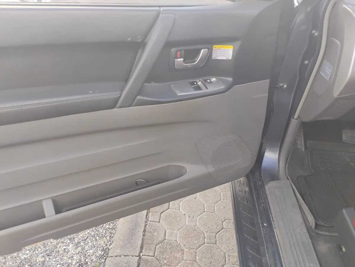 Mitsubishi Pajero usata a Messina (5)