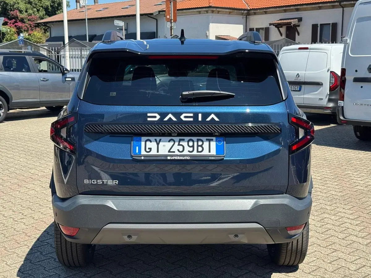 Dacia Bigster nuova a Pavia (5)