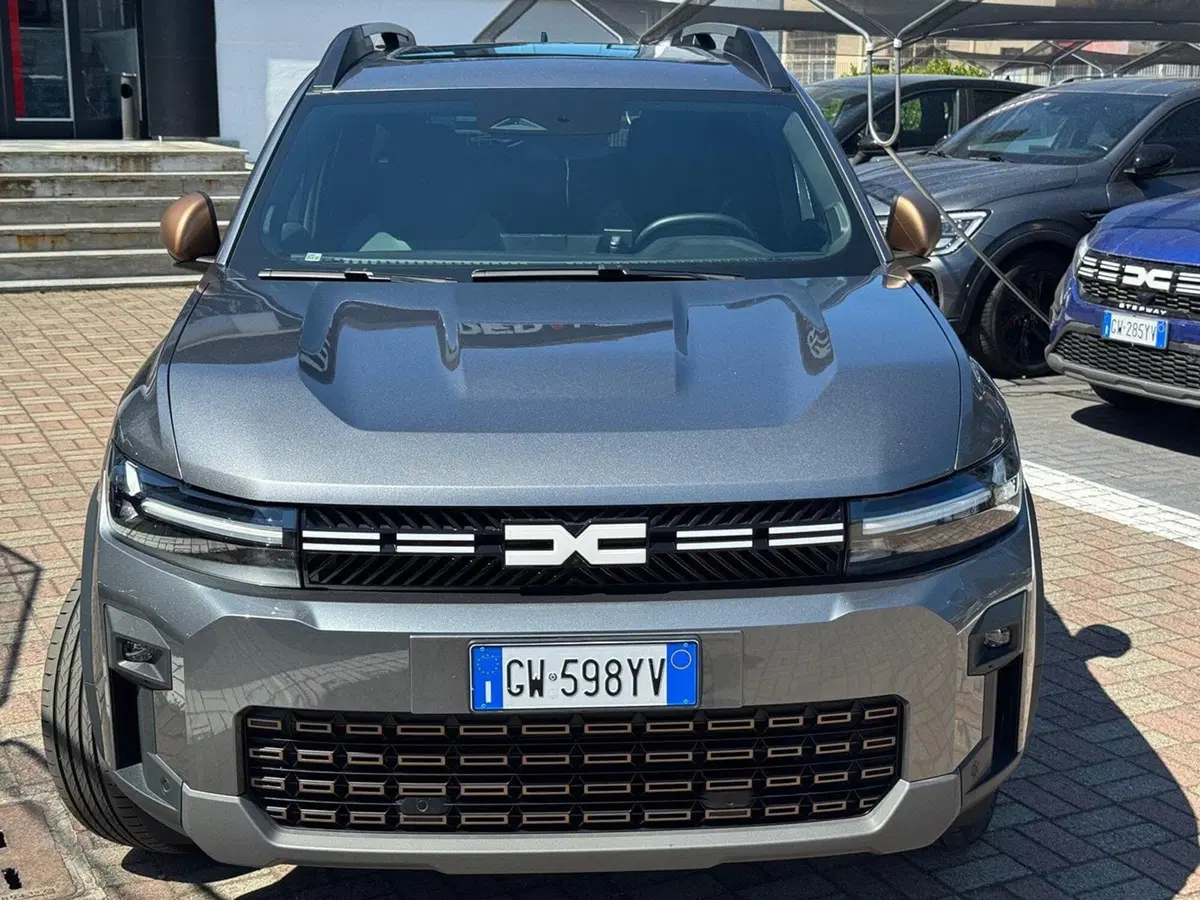 Dacia Bigster usata a Pavia (3)