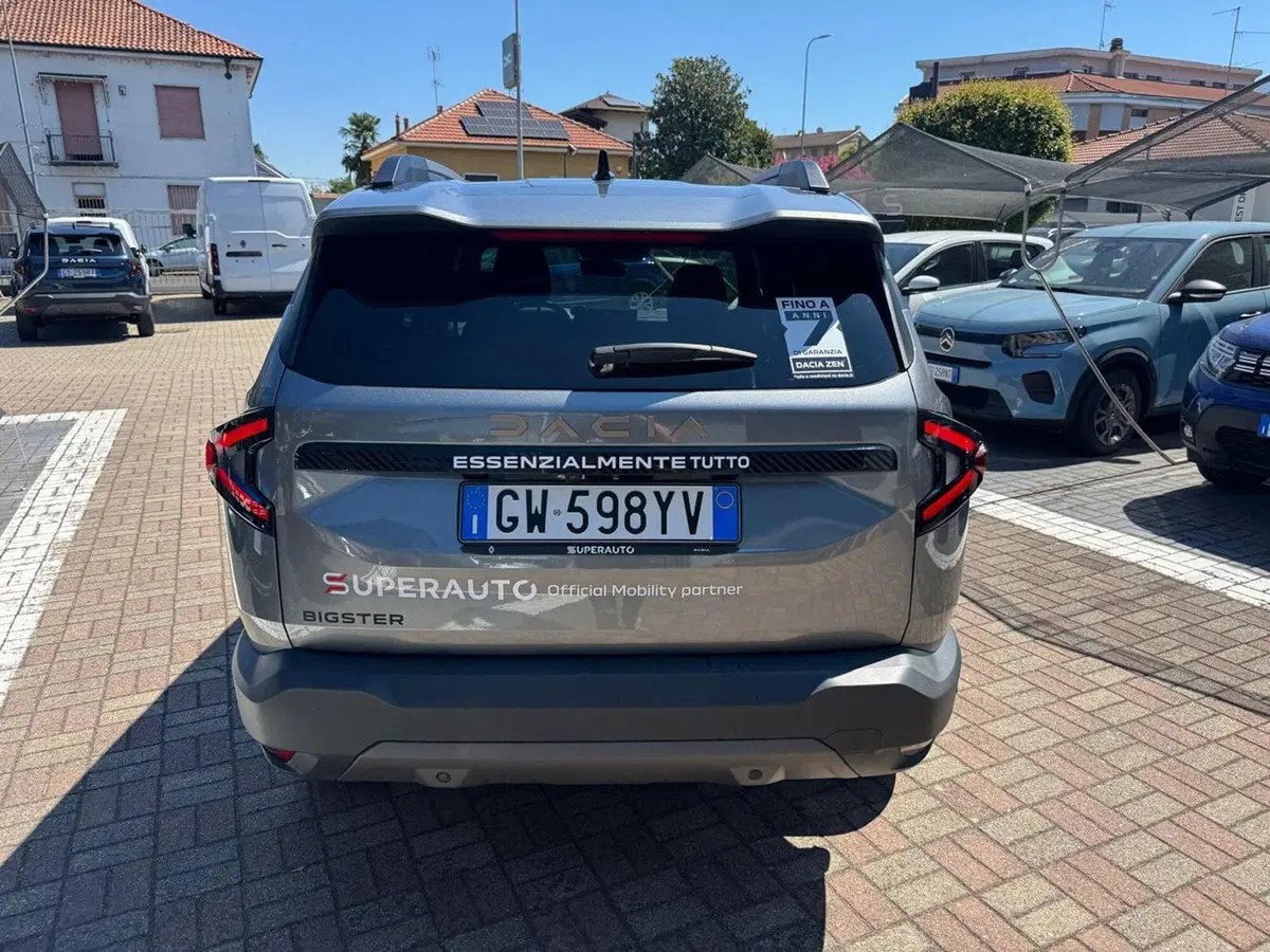Dacia Bigster usata a Pavia (5)