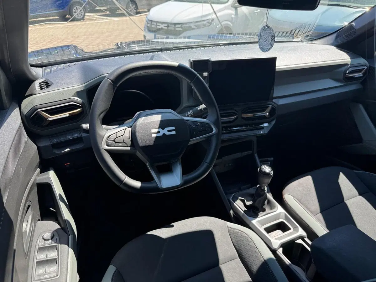 Dacia Bigster usata a Pavia (8)
