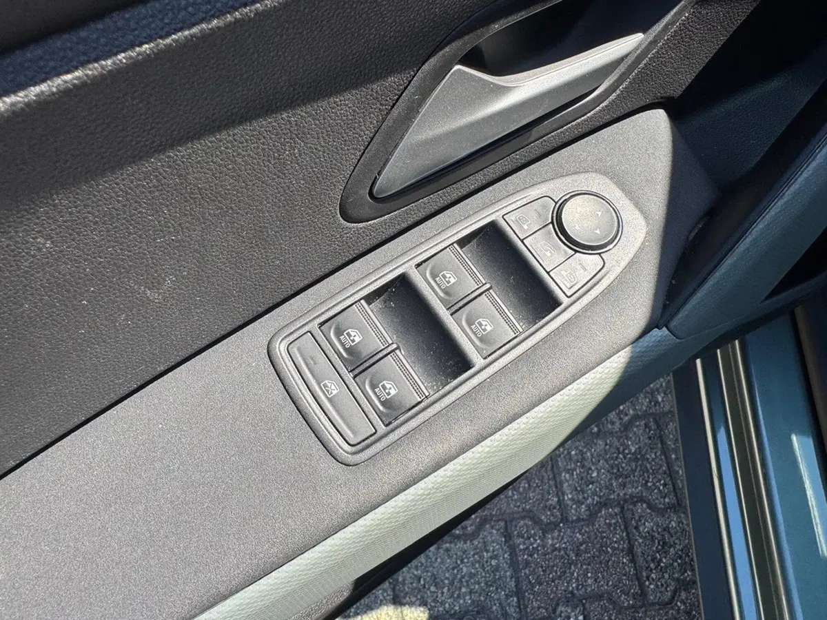 Dacia Duster usata a Pavia (10)