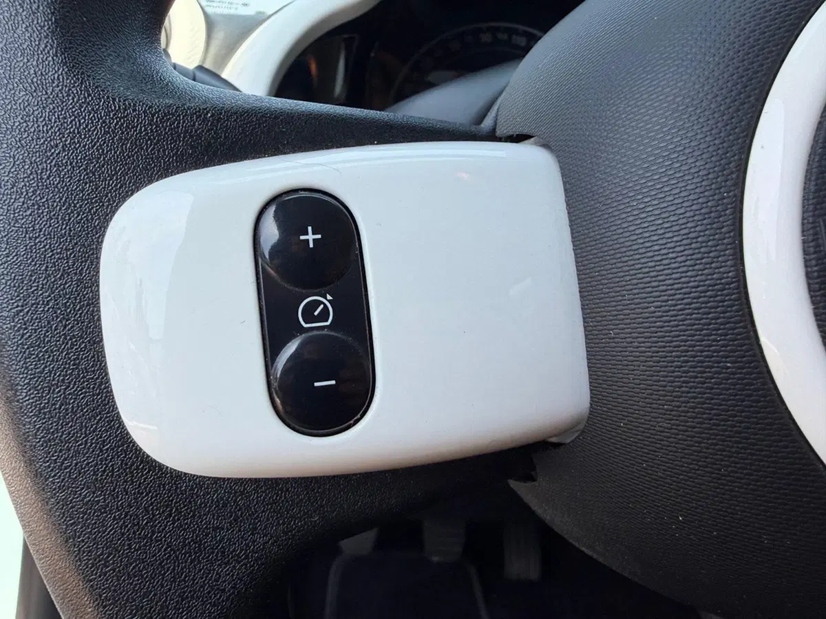 Renault Twingo usata a Pavia (5)