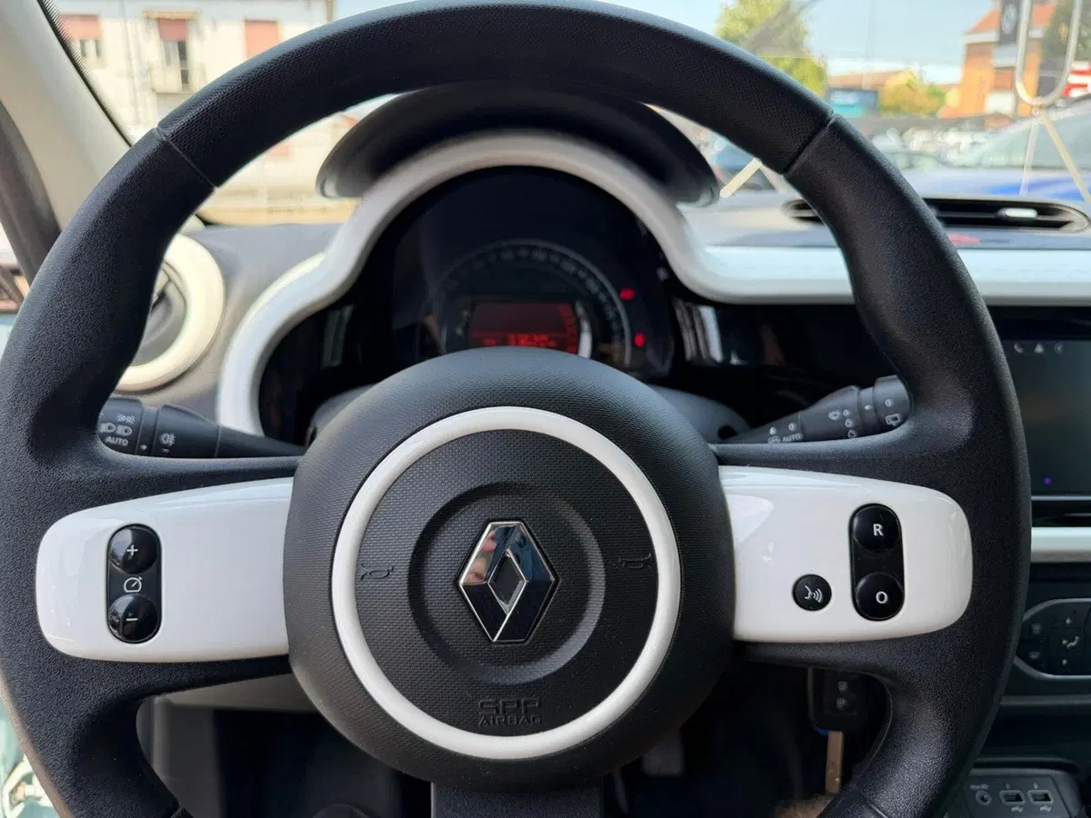 Renault Twingo usata a Pavia (6)
