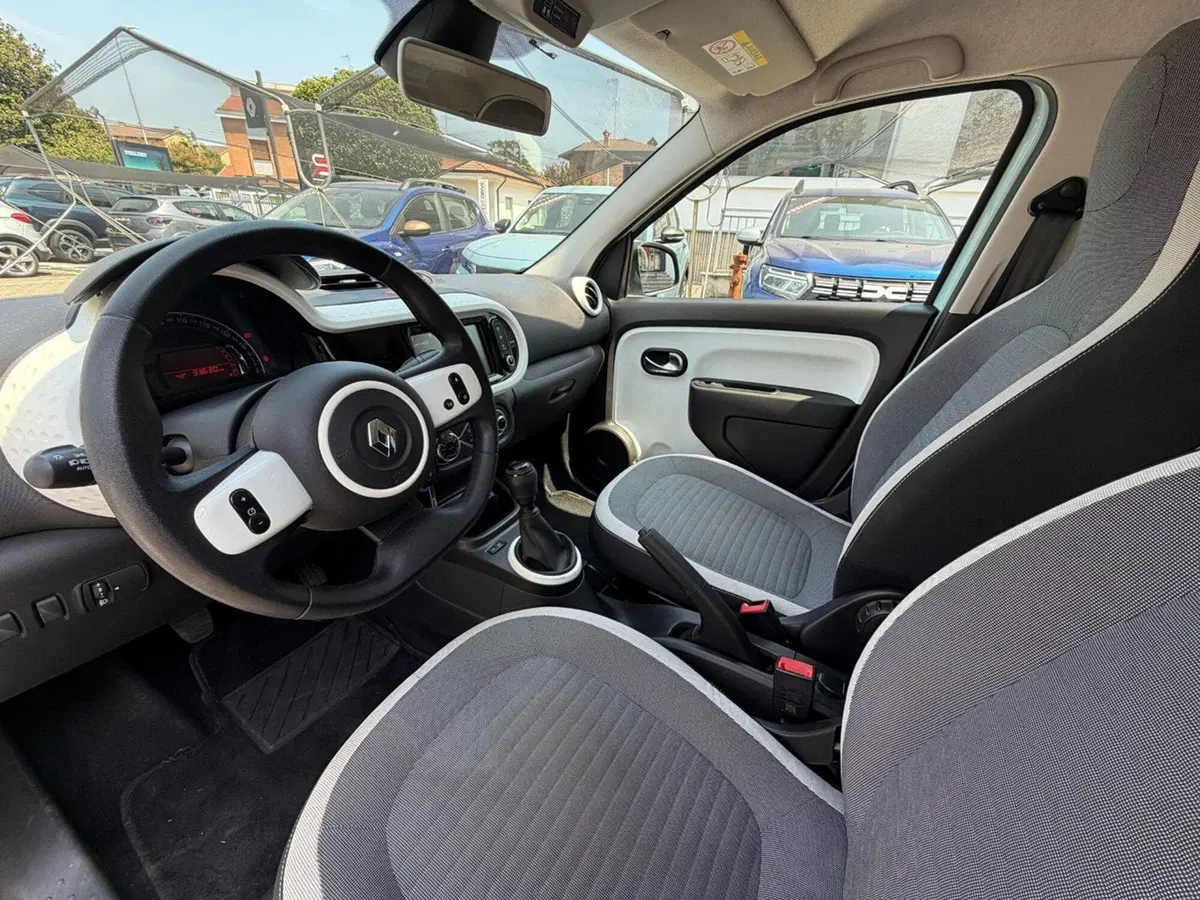 Renault Twingo usata a Pavia (8)