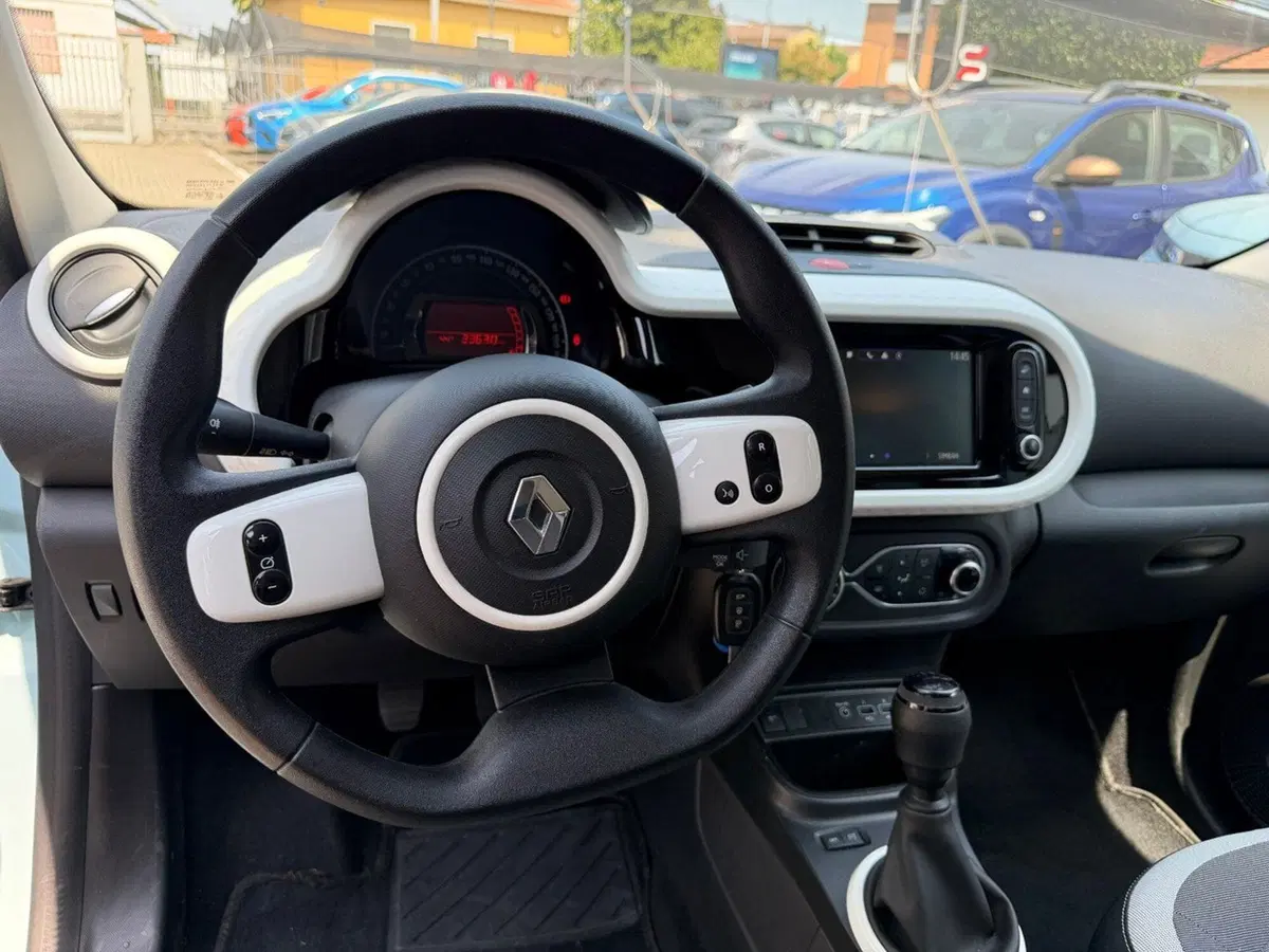 Renault Twingo usata a Pavia (9)